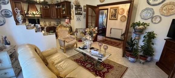 6غرفة شقة في Albisola Superiore, Italy رقم 157470 3