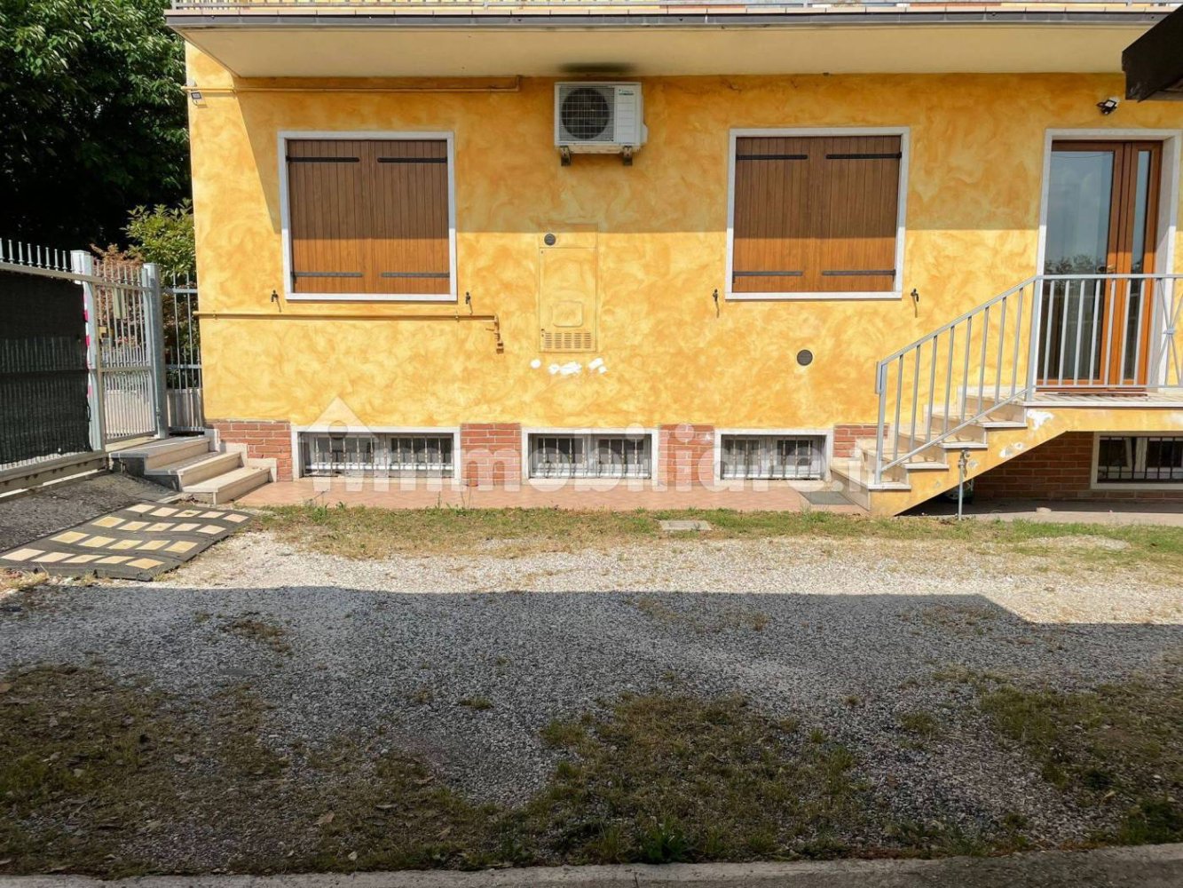 Apartamento de 2 dormitorios en Verona, Italy No. 265250