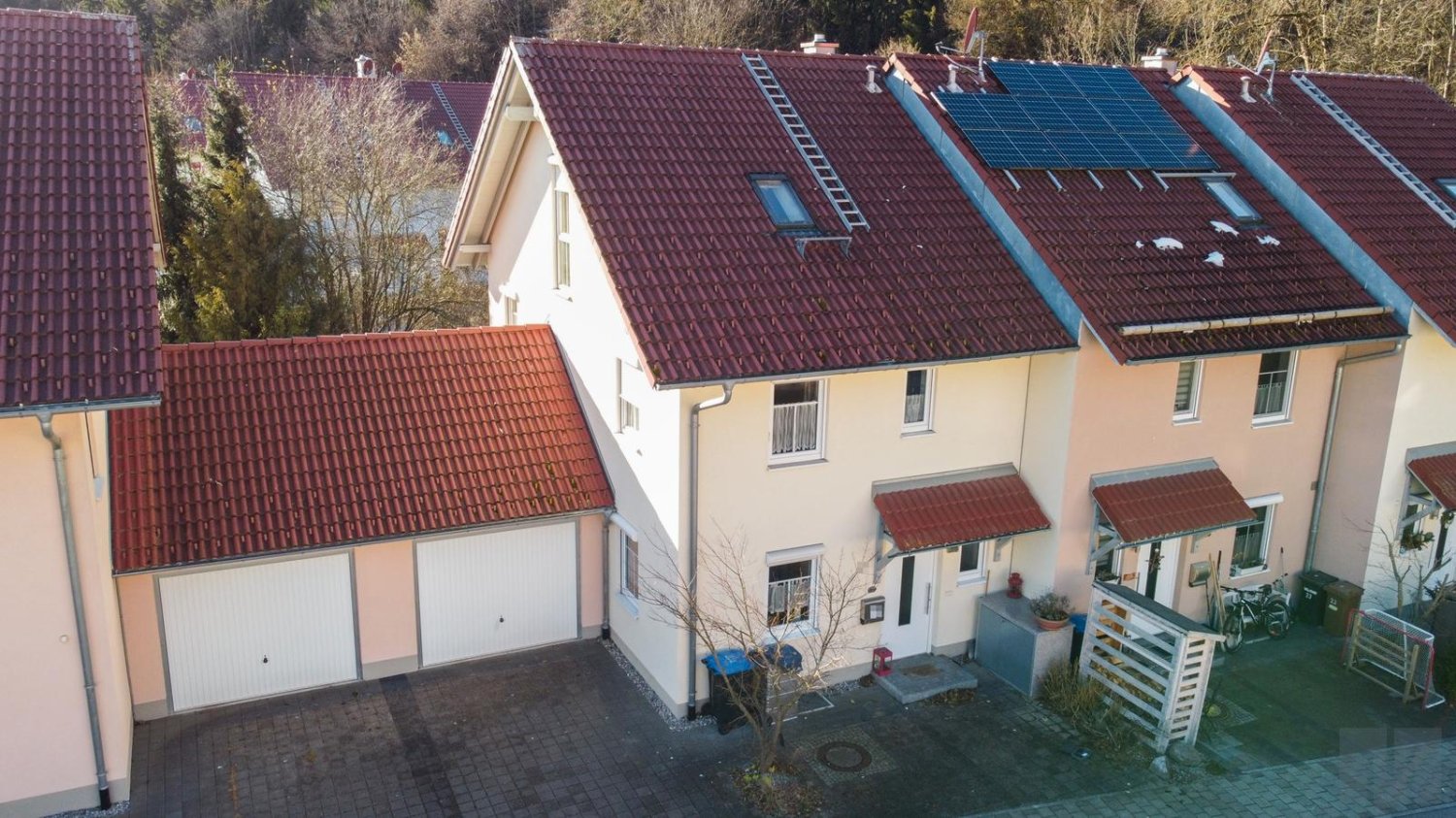 Adosado de 5 dormitorios en Weilheim-Schongau, Germany No. 201158