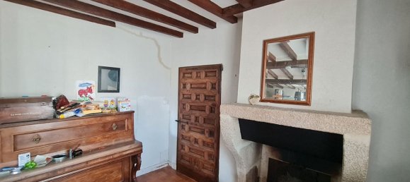 3 bedrooms House in Alencon, France No. 354636 2