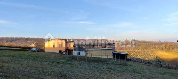 Villa de 4 habitaciónes en Gropparello, Italy No. 149637 91
