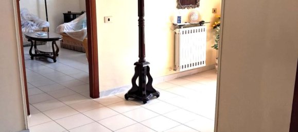 Квартира с 4 комнатами в Монтемилетто, Италия № 91488 6