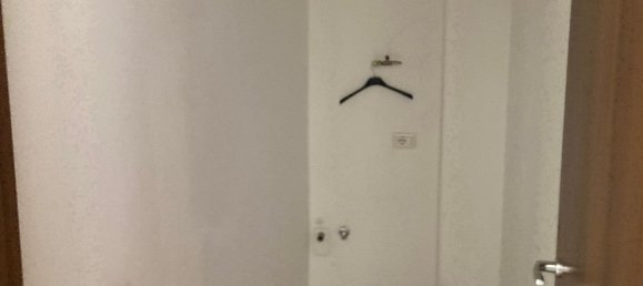 Квартира с 4 комнатами в Пезаро, Италия № 128455 10