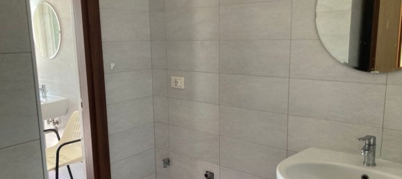 Квартира с 4 комнатами в Пезаро, Италия № 128455 27