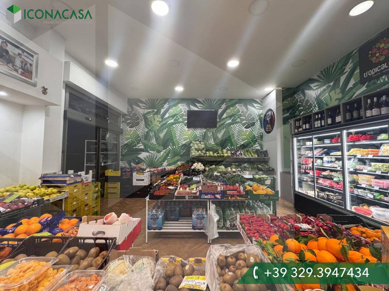 Propiedad comercial de 2 habitaciónes en Conversano, Italy No. 20597