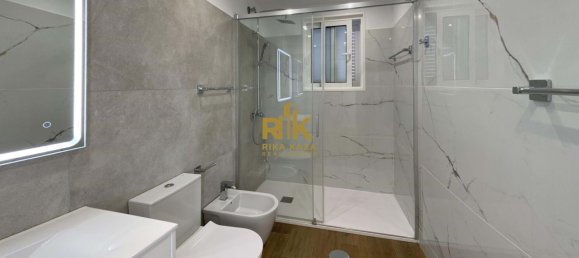 Вилла с 3 спальнями в Фуншал, Португалия № 145016 11