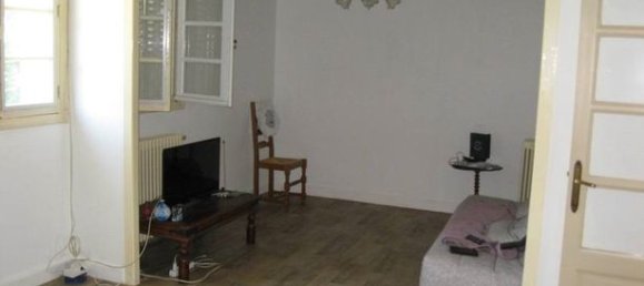 2 bedrooms House in Lot, France No. 301369 2