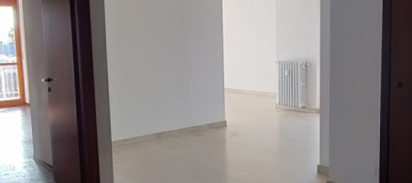 6 rooms Duplex in Robassomero, Italy No. 18397 5