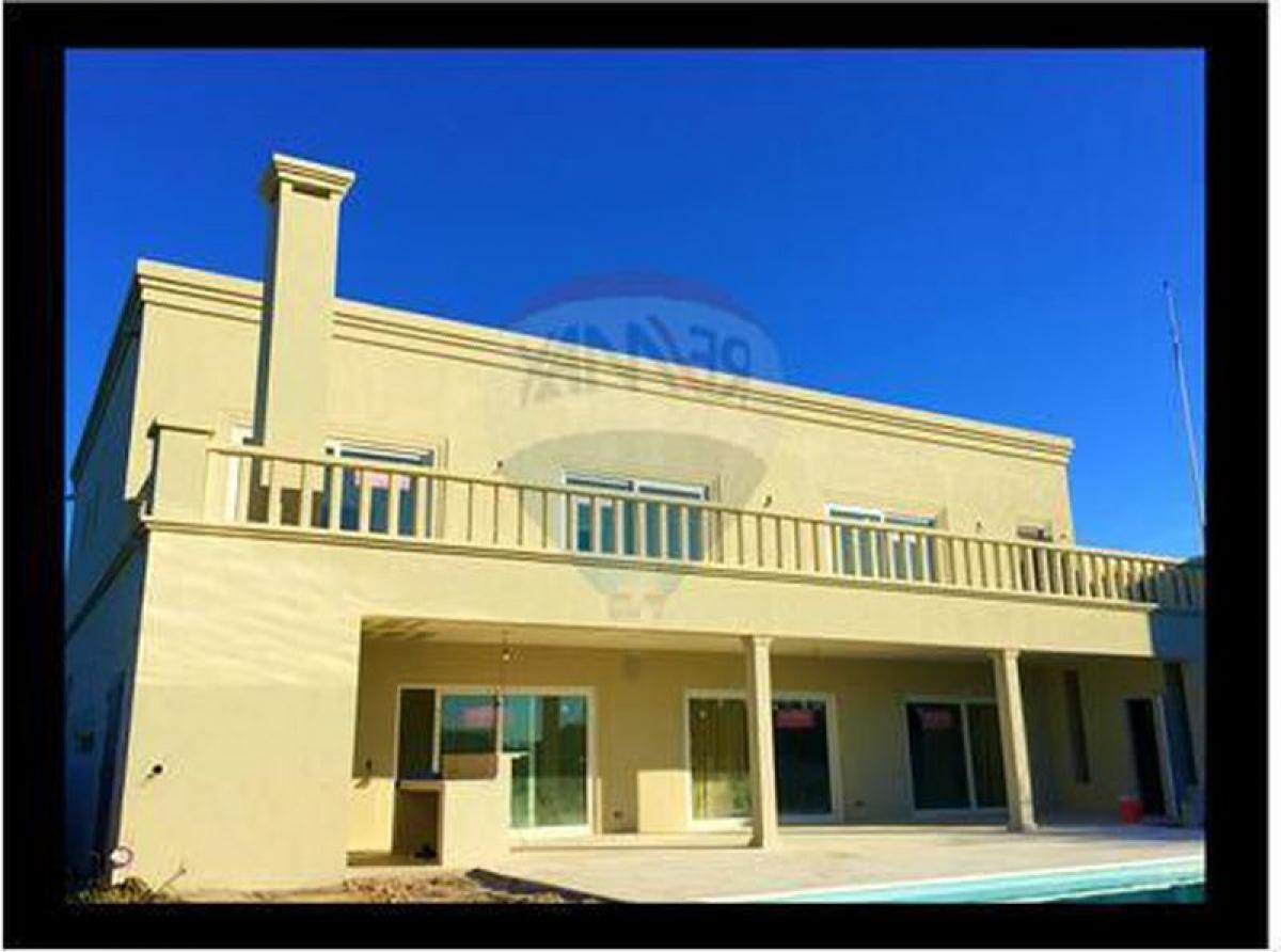 Дом с 5 спальнями в Тигре, Аргентина № 11221