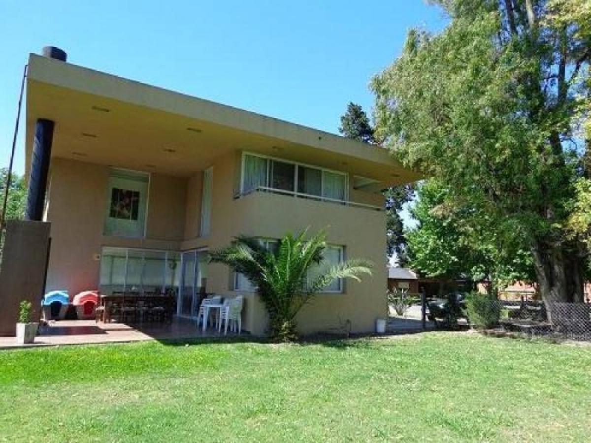 3 bedrooms House in Pilar, Argentina No. 91791