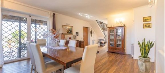 3 Schlafzimmer Villa in Velletri, Italy, Nr. 294251 43