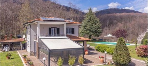 3 Schlafzimmer Villa in Velletri, Italy, Nr. 294251 5