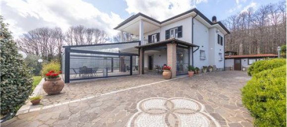 3 Schlafzimmer Villa in Velletri, Italy, Nr. 294251 10