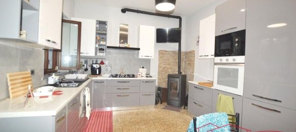 8-Zimmer Haus in Capannori, Italy, Nr. 51249 12