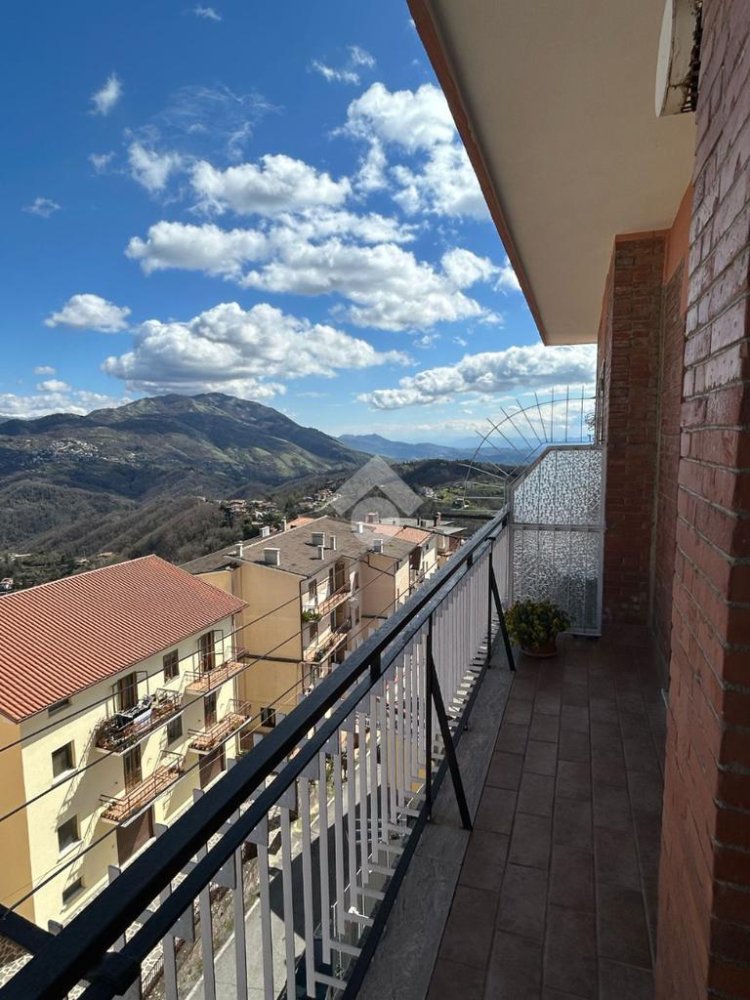 2 Schlafzimmer Wohnung in Bellegra, Italy, Nr. 236311