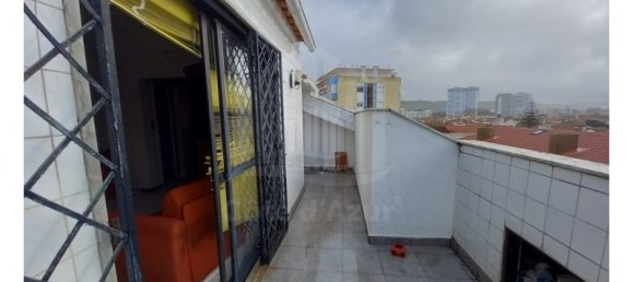 3 Schlafzimmer Doppelhaus in Almada, Portugal, Nr. 30469 21