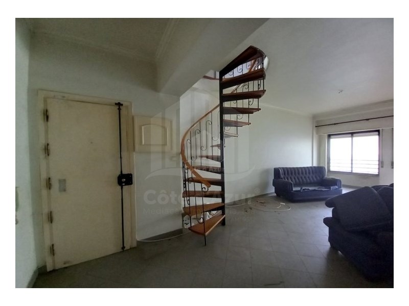 3 Schlafzimmer Doppelhaus in Almada, Portugal, Nr. 30469