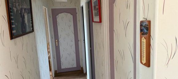 2 Schlafzimmer Haus in Mamers, France, Nr. 303040 4