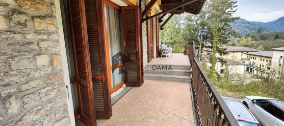 Вилла с 4 спальнями в Вестоне, Италия № 143929 4