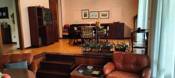 Вилла с 4 спальнями в Вестоне, Италия № 143929 3