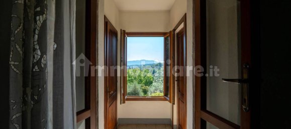 Вилла с 8 спальнями в Кьянни, Италия № 62368 34