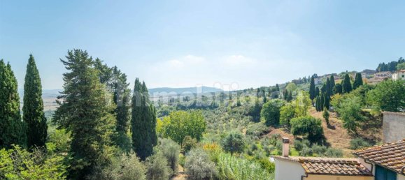 Вилла с 8 спальнями в Кьянни, Италия № 62368 12