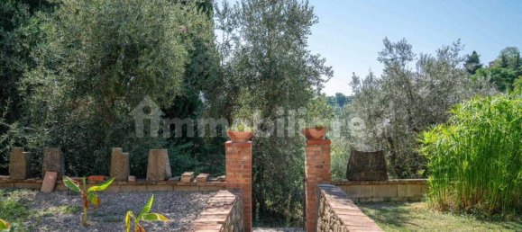 Вилла с 8 спальнями в Кьянни, Италия № 62368 24