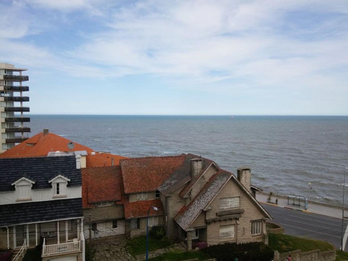 3 bedrooms Apartment in Mar del Plata, Argentina No. 69940