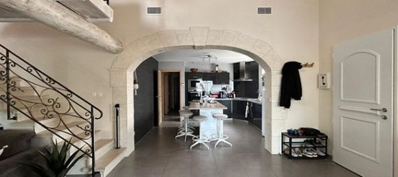 3 bedrooms House in Carcassonne, France No. 310158 5