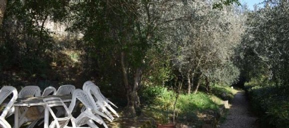 10 rooms House in Florence, Italy No. 48075 12