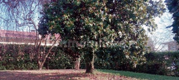 7 bedrooms Villa in Vicenza, Italy No. 89920 21