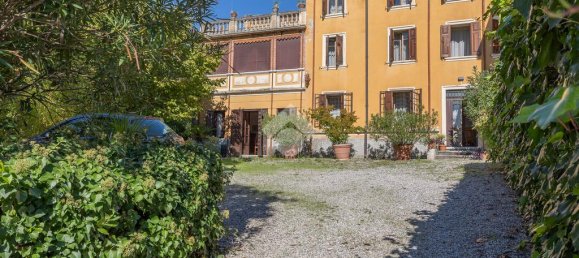 6 bedrooms Villa in Sant'Ambrogio di Valpolicella, Italy No. 175226 4
