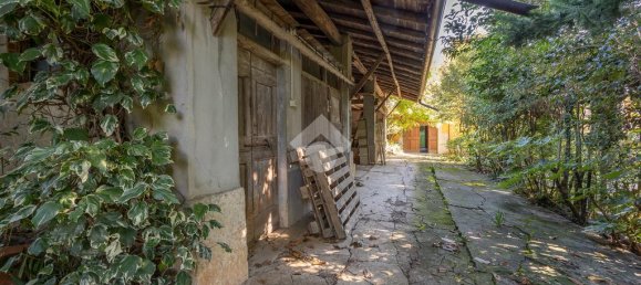 6 bedrooms Villa in Sant'Ambrogio di Valpolicella, Italy No. 175226 35