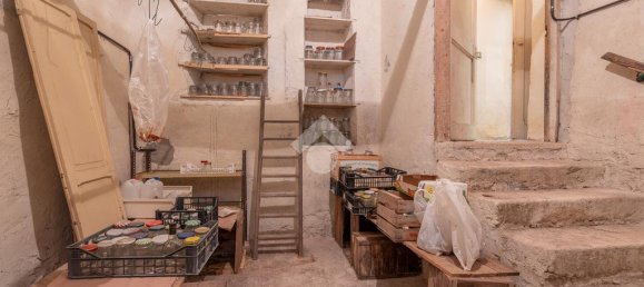 6 bedrooms Villa in Sant'Ambrogio di Valpolicella, Italy No. 175226 25