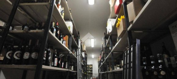 291m² Commercial property in Bologna, Italy No. 4645 7