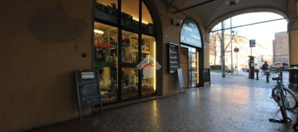 291m² Commercial property in Bologna, Italy No. 4645 2
