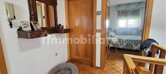 3 bedrooms House in Urbino, Italy No. 347717 2