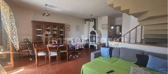 3 bedrooms House in Urbino, Italy No. 347717 22