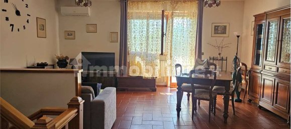 3 bedrooms House in Urbino, Italy No. 347717 8