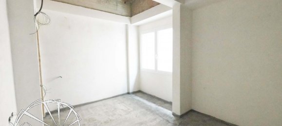 3-Zimmer Wohnung in Vaiano, Italy, Nr. 22290 7