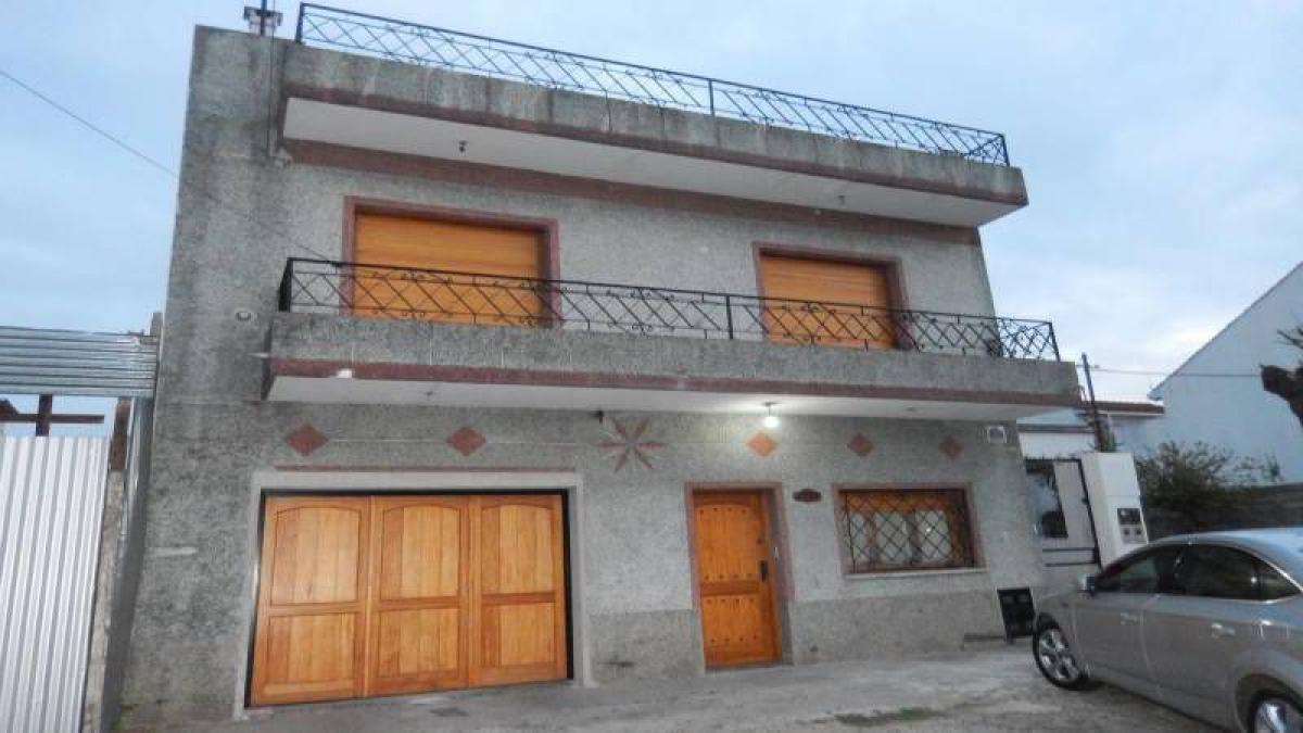 3 غرف نوم منزل في Quilmes, Argentina رقم 56489