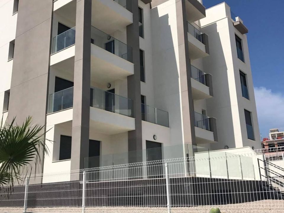 2 bedrooms Apartment in Alicante, Spain No. 175779