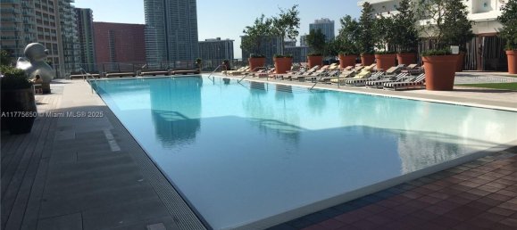 1 غرف نوم عقار تجاري في Miami, الولايات المتحدة رقم 615112 13