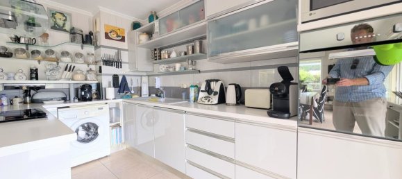 4 rooms Apartment in Cagnes-sur-Mer, France No. 342905 3