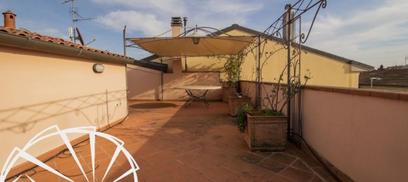 5 rooms Apartment in Prato, Italy No. 139658 21