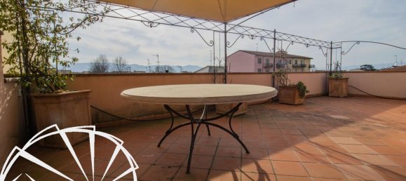 5 rooms Apartment in Prato, Italy No. 139658 18