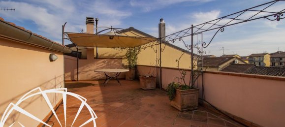 5 rooms Apartment in Prato, Italy No. 139658 19