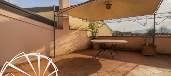 5 rooms Apartment in Prato, Italy No. 139658 20