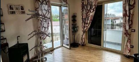 5-Zimmer Wohnung in Giugliano in Campania, Italy, Nr. 9949 26