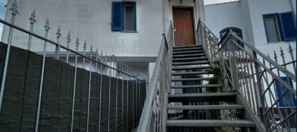 5-Zimmer Wohnung in Giugliano in Campania, Italy, Nr. 9949 3